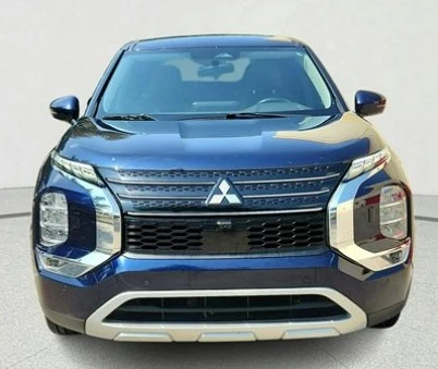2022 Mitsubishi Outlander - Image 3 of 14
