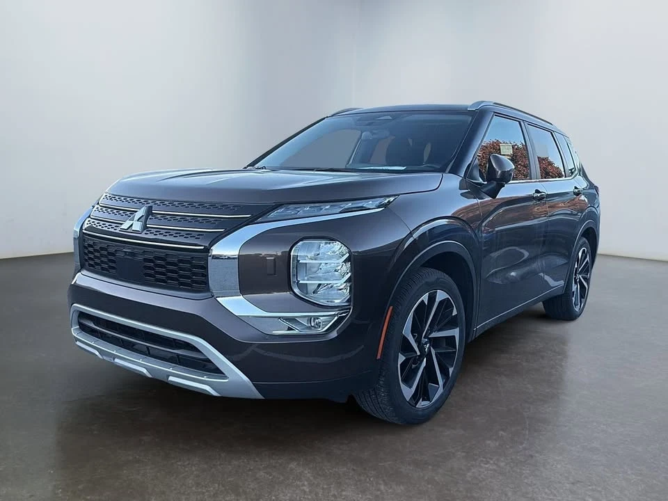 2022 Mitsubishi Outlander - Image 5 of 7