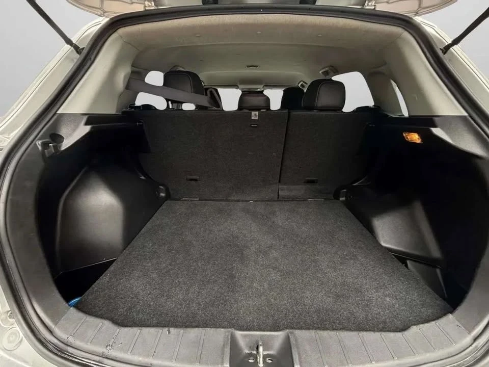 2022 Mitsubishi Outlander - Image 14 of 19