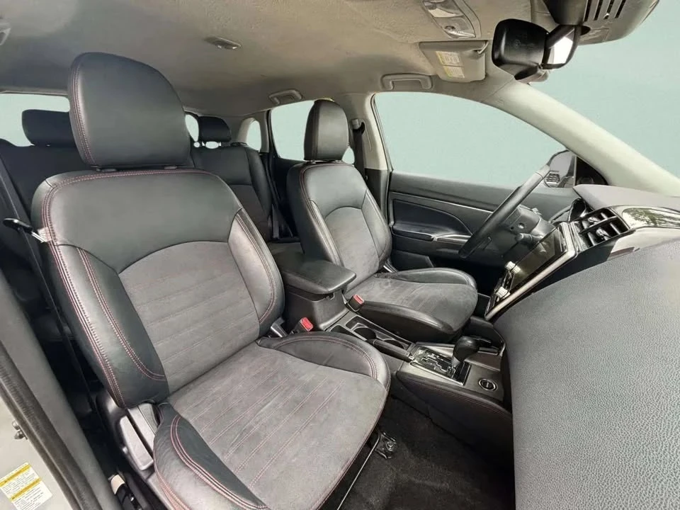 2022 Mitsubishi Outlander - Image 9 of 19