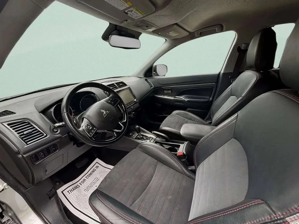 2022 Mitsubishi Outlander - Image 19 of 19