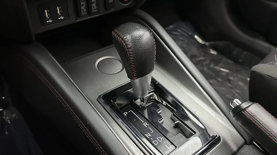 2022 Mitsubishi Outlander - Image 15 of 17