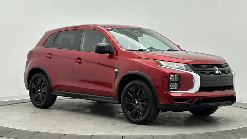 2022 Mitsubishi Outlander - Image 3 of 17