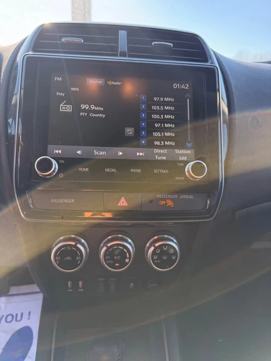 2022 Mitsubishi Outlander - Image 4 of 6