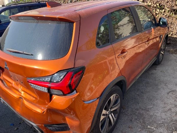 2022 Mitsubishi Outlander Sport - Image 10 of 17
