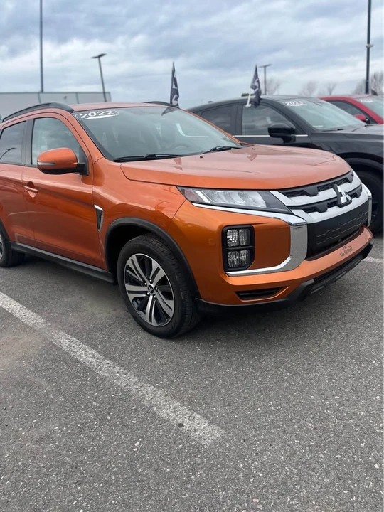 2022 Mitsubishi RVR - Image 2 of 4