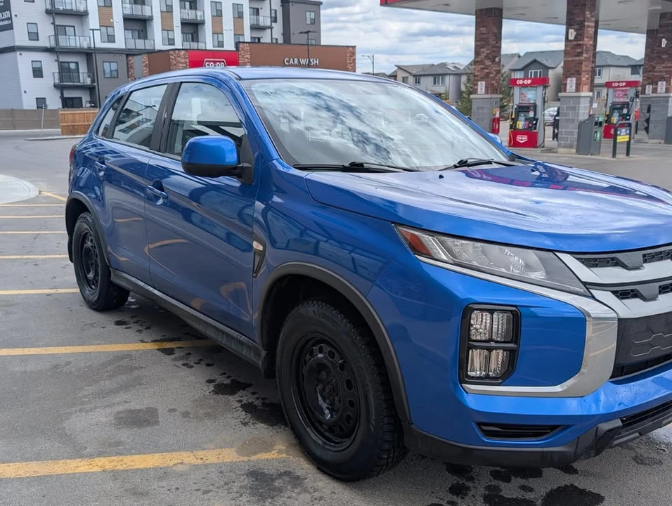 2022 Mitsubishi RVR - Image 2 of 10