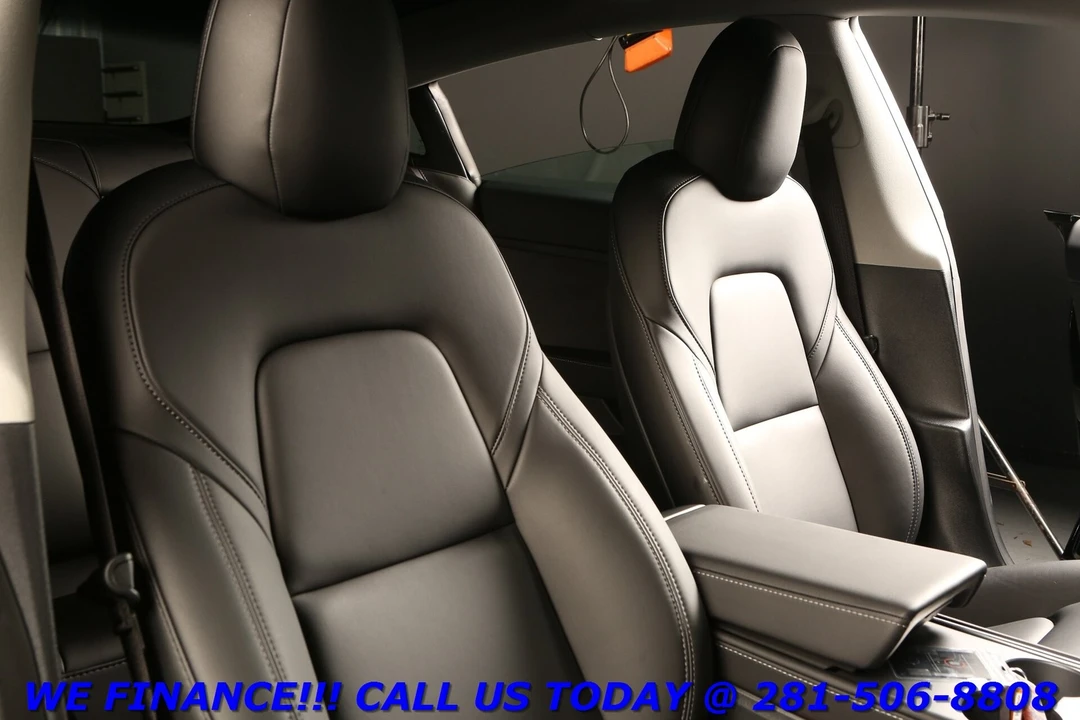 2022 Tesla Model 3 Performance - Image 20 of 21