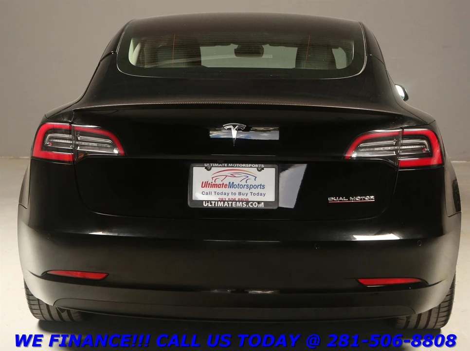 2022 Tesla Model 3 Performance - Image 5 of 21