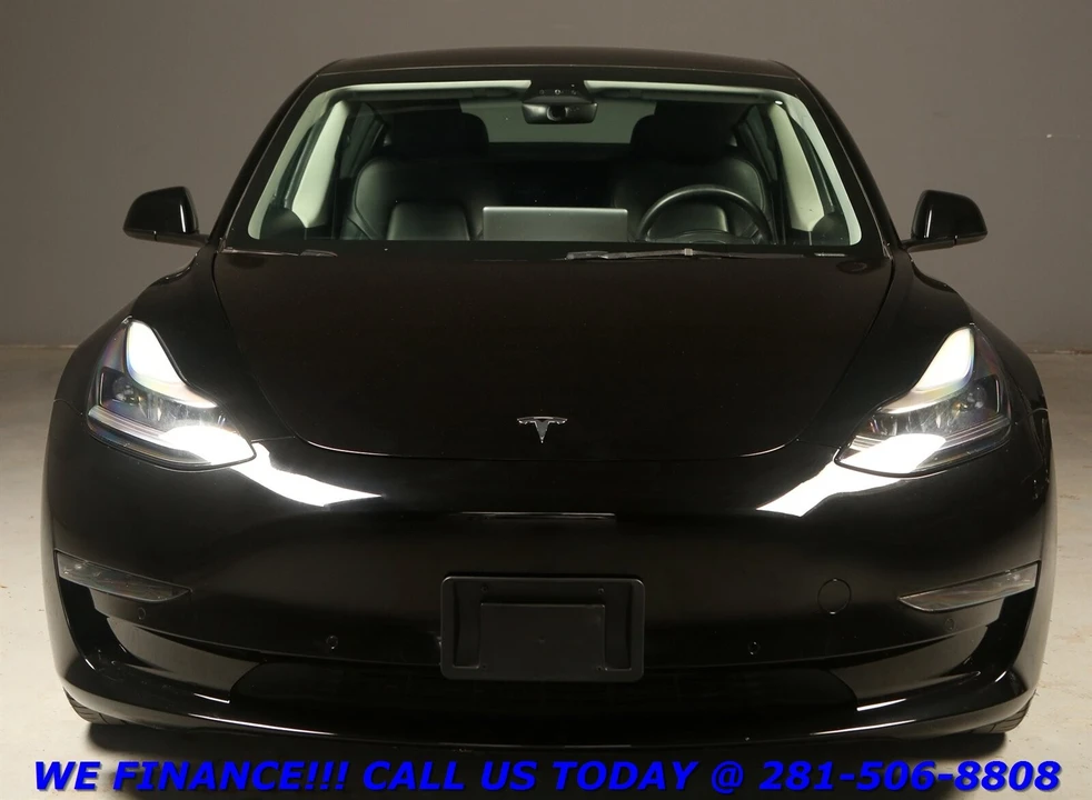 2022 Tesla Model 3 Performance - Image 8 of 21