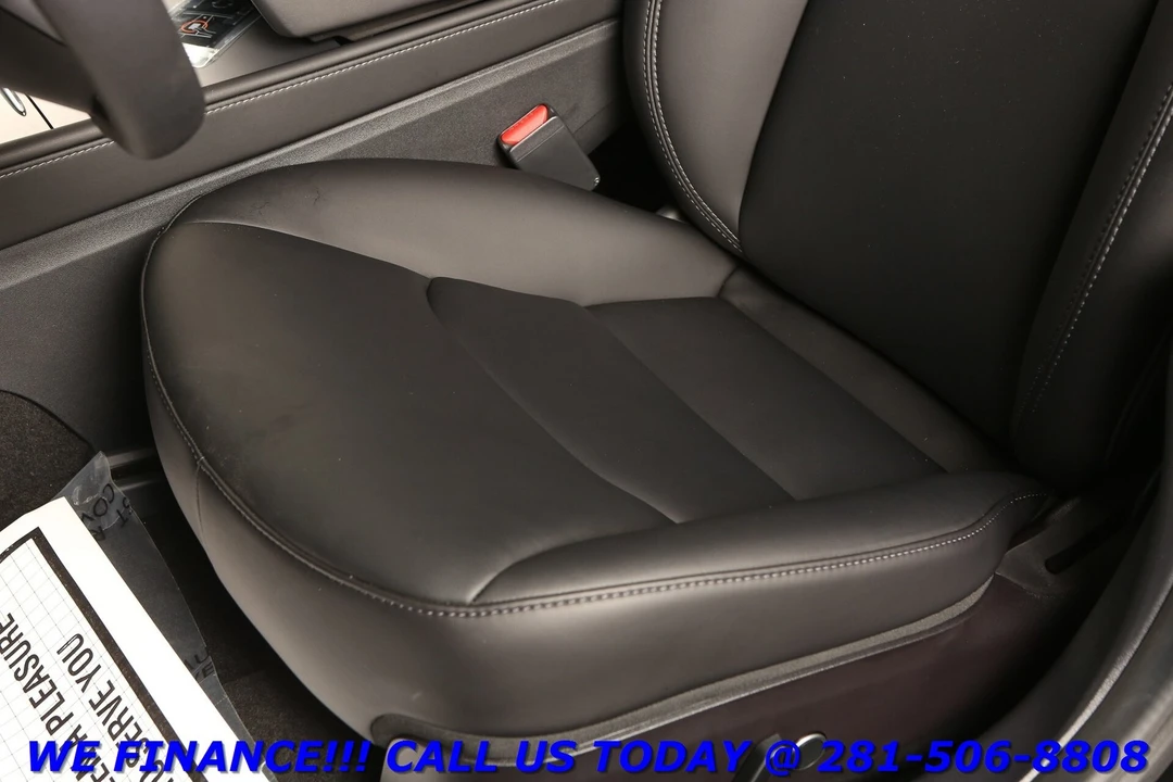 2022 Tesla Model 3 Performance - Image 13 of 21