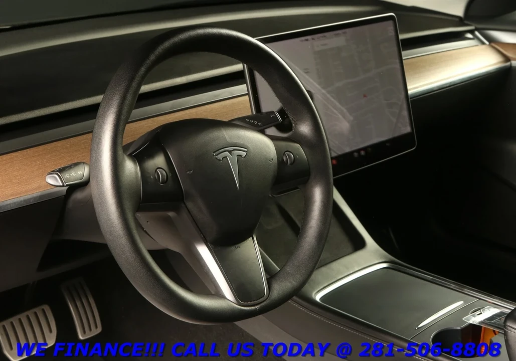 2022 Tesla Model 3 Performance - Image 10 of 21