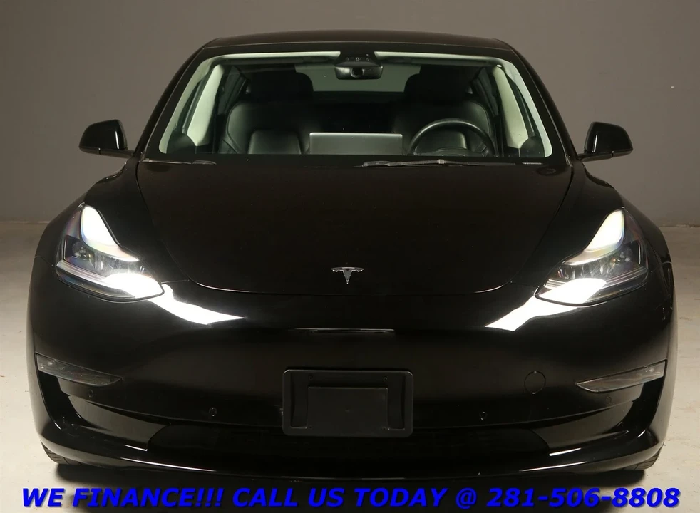 2022 Tesla Model 3 Performance - Image 8 of 21