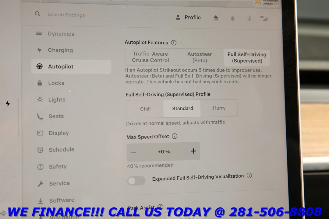 2022 Tesla Model Y - Image 17 of 21
