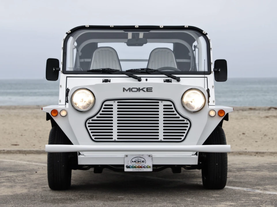 2022 Mini Mini Moke - Image 14 of 31