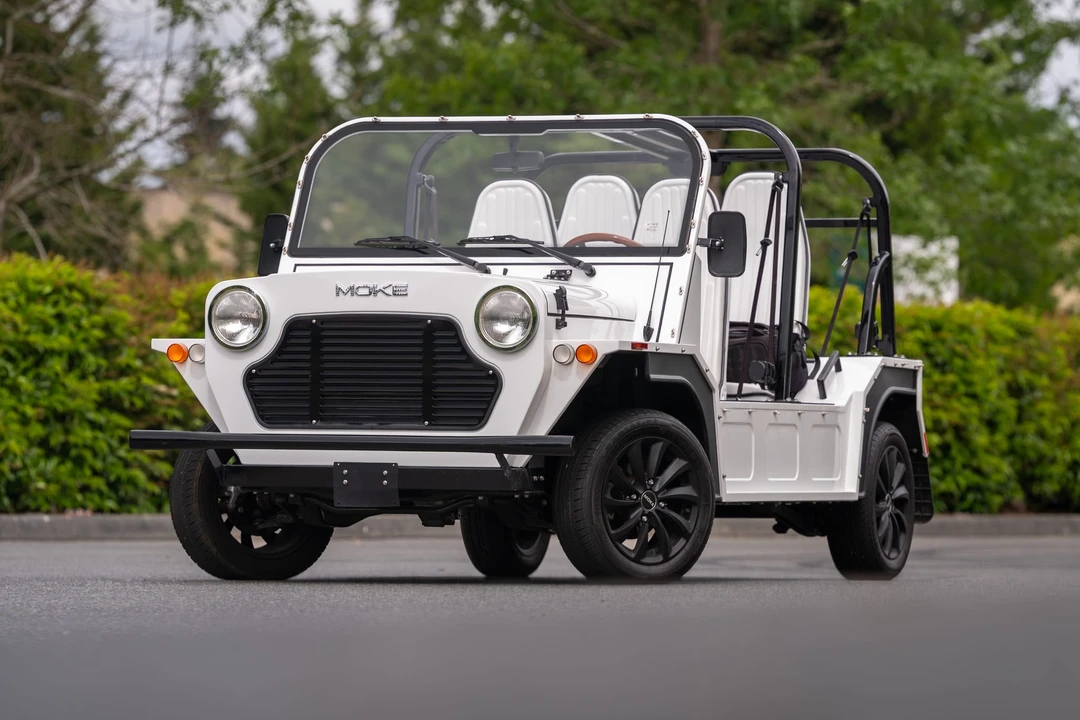 2022 Mini Mini Moke - Image 2 of 31