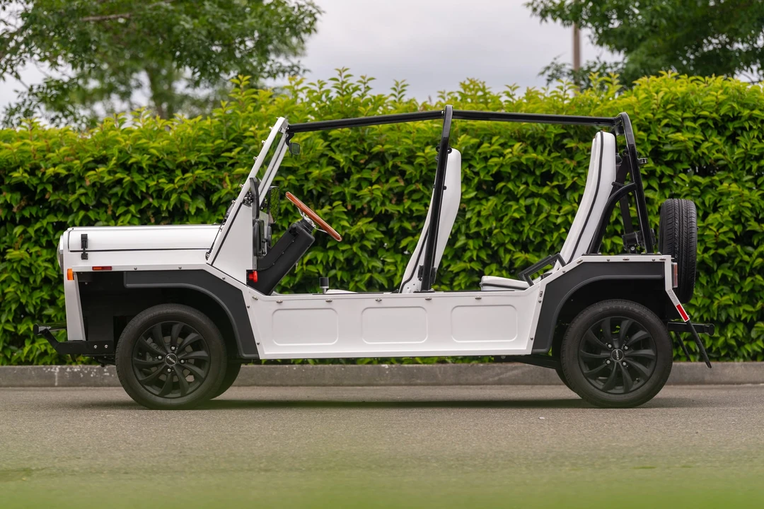 2022 Mini Mini Moke - Image 11 of 31