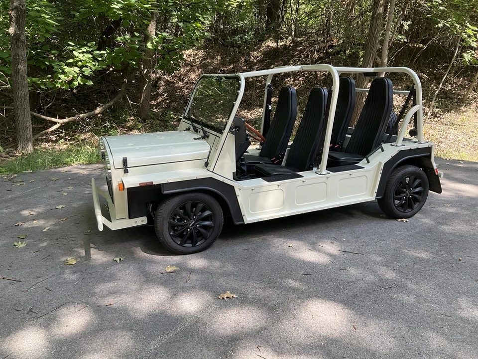 2022 Mini Mini Moke - Image 2 of 31