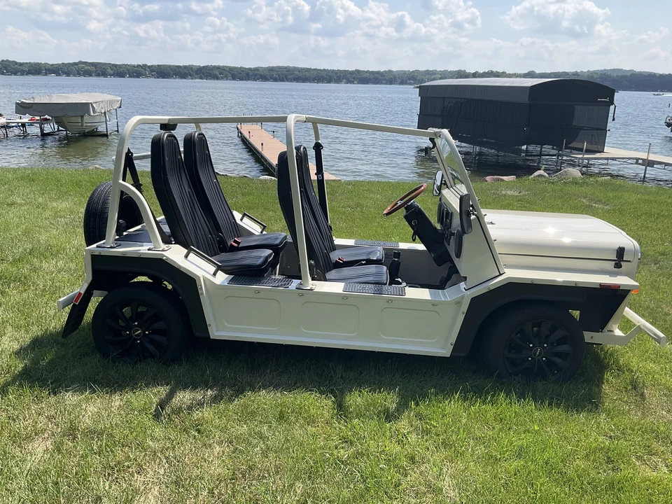 2022 Mini Mini Moke - Image 23 of 31