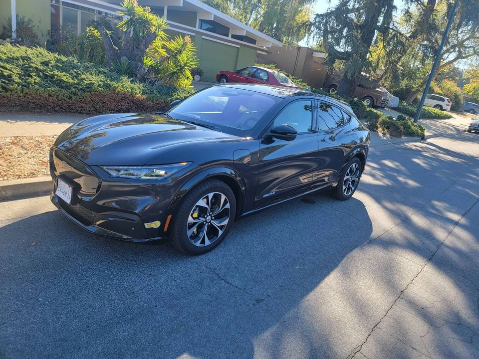 2022 Ford Mustang Mach-E - Image 5 of 18