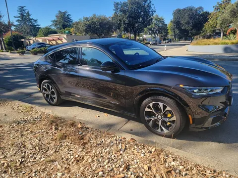 2022 Ford Mustang Mach-E Premium