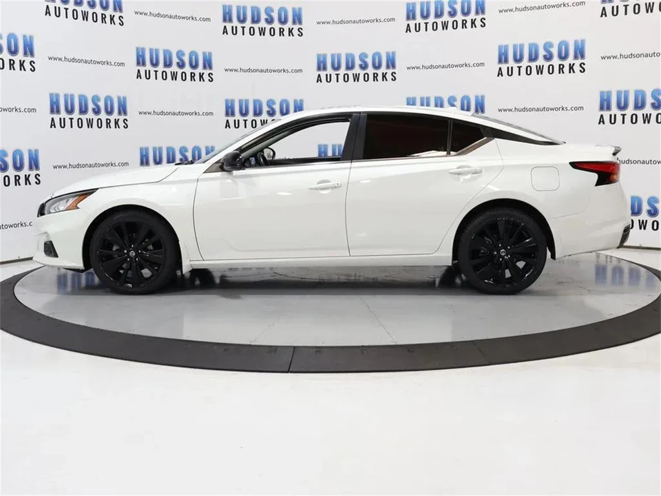 2022 Nissan Altima 6th Gen - Image 3 of 31