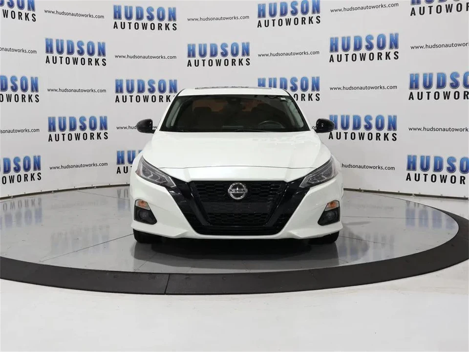 2022 Nissan Altima 6th Gen - Image 9 of 31