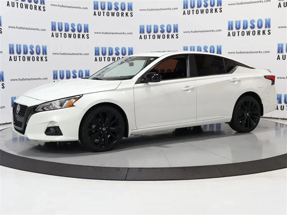 2022 Nissan Altima 6th Gen - Image 2 of 31