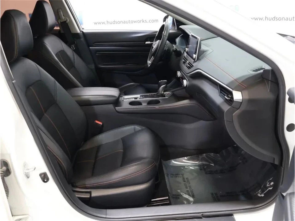 2022 Nissan Altima 6th Gen - Image 26 of 31
