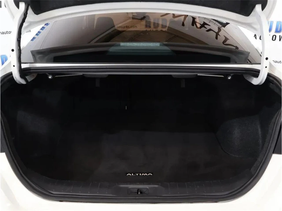 2022 Nissan Altima 6th Gen - Image 31 of 31