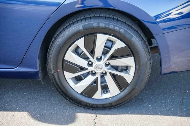 2022 Nissan Altima 6th Gen - Image 10 of 21