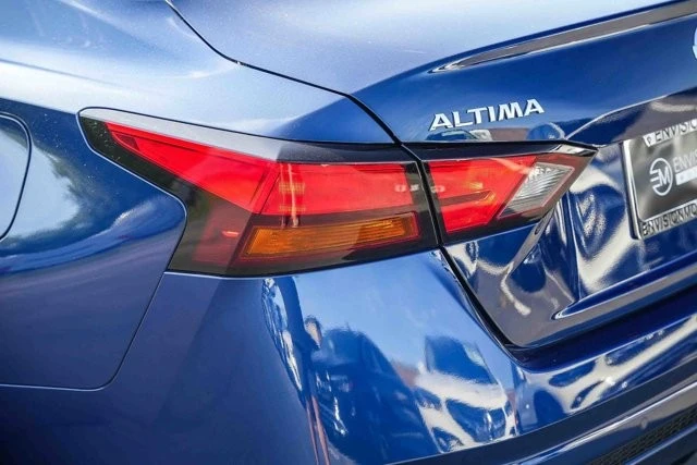 2022 Nissan Altima 6th Gen - Image 11 of 21