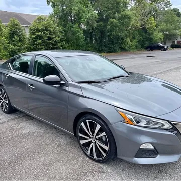 2022 Nissan Altima 2.5 SR