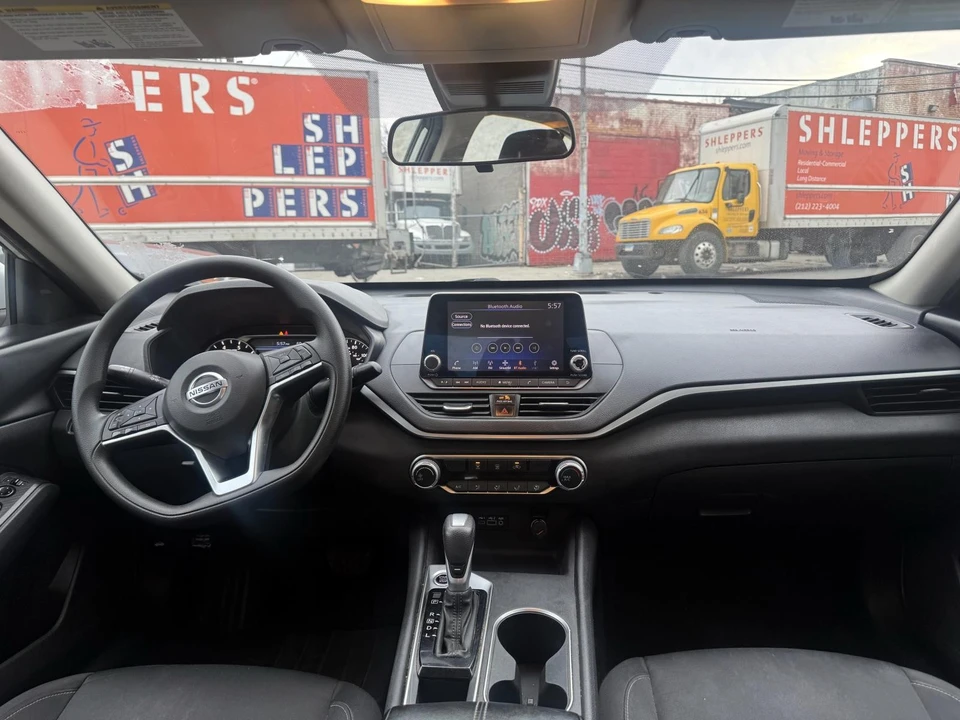 2022 Nissan Altima 6th Gen - Image 10 of 21