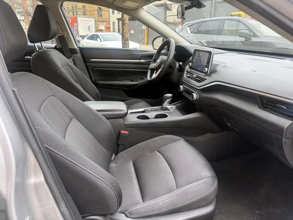 2022 Nissan Altima 6th Gen - Image 14 of 21