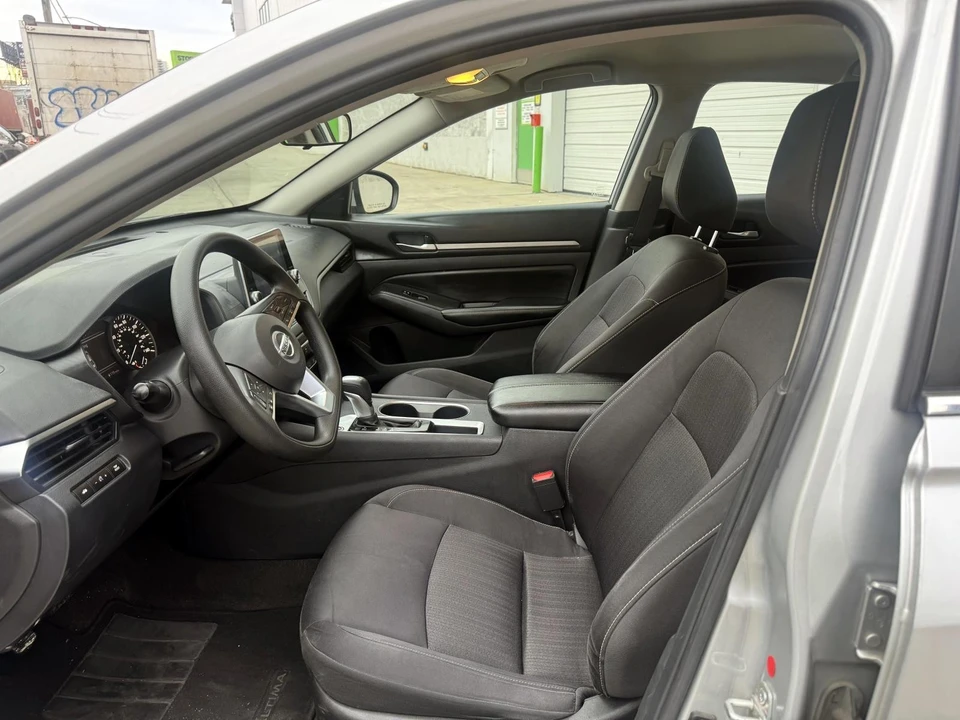 2022 Nissan Altima 6th Gen - Image 13 of 21