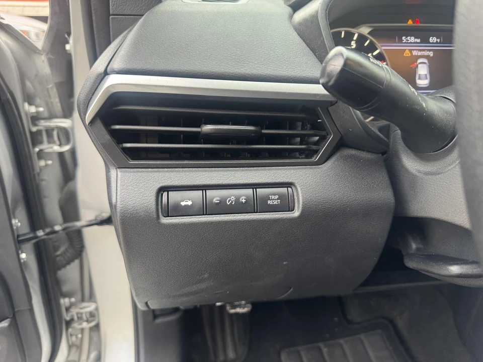 2022 Nissan Altima 6th Gen - Image 18 of 21