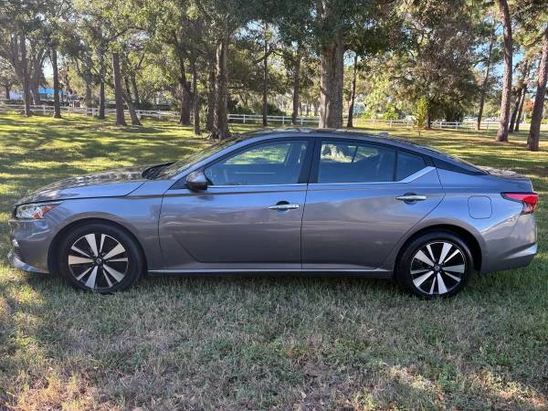 2022 Nissan Altima 6th Gen - Image 6 of 11