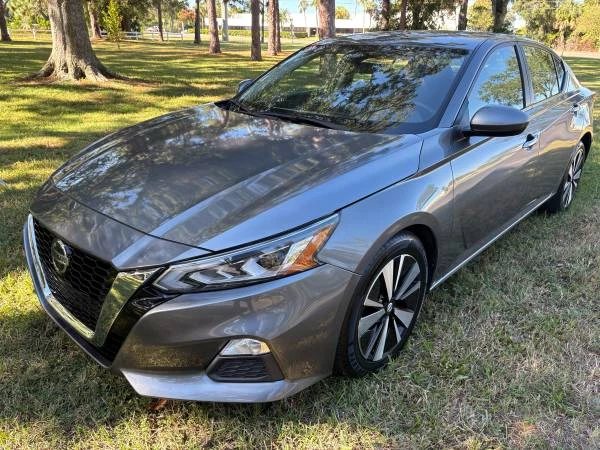 2022 Nissan Altima 6th Gen - Image 4 of 11