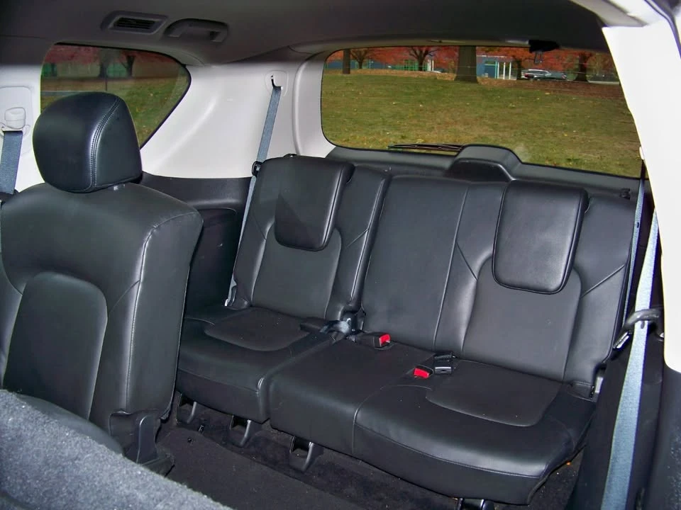 2022 Nissan Armada - Image 15 of 20