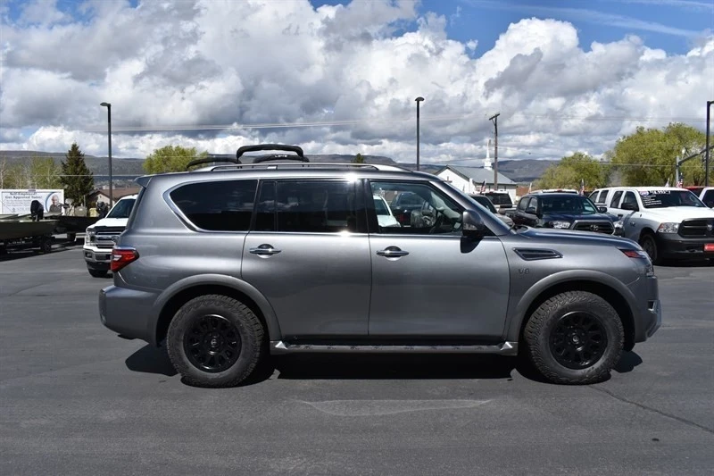 2022 Nissan Armada - Image 2 of 21