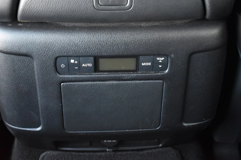2022 Nissan Armada - Image 13 of 21