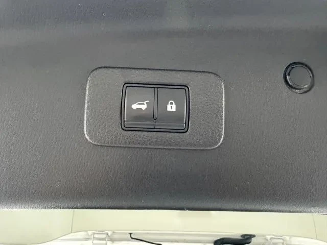 2022 Nissan Armada - Image 10 of 12