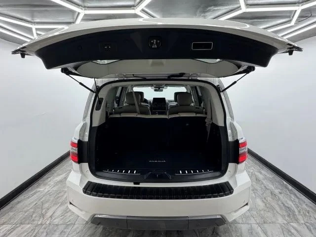 2022 Nissan Armada - Image 6 of 12