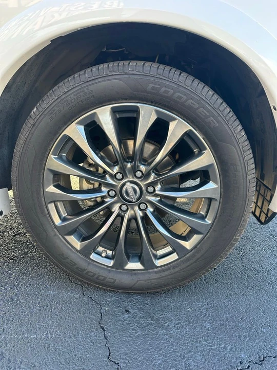 2022 Nissan Armada - Image 7 of 12