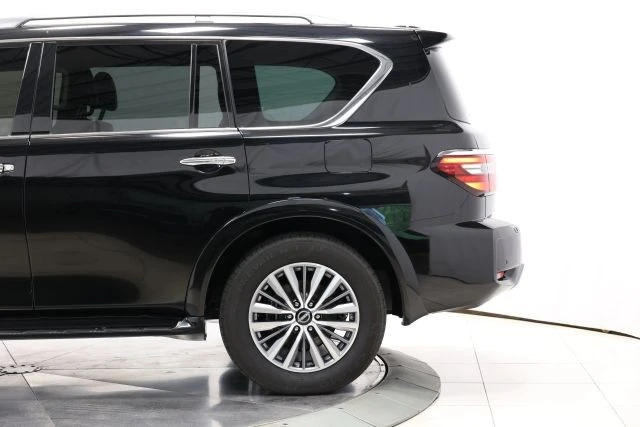 2022 Nissan Armada - Image 9 of 21