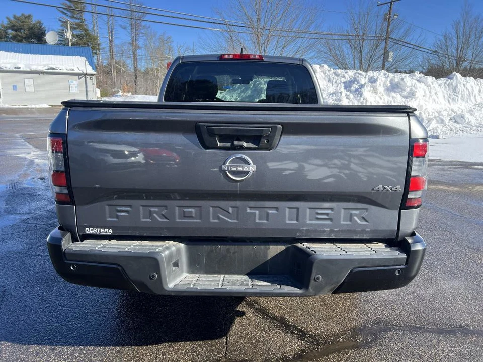 2022 Nissan Frontier 3rd Gen - Image 4 of 12