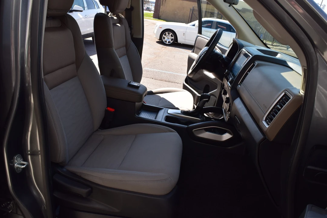 2022 Nissan Frontier 3rd Gen - Image 17 of 21