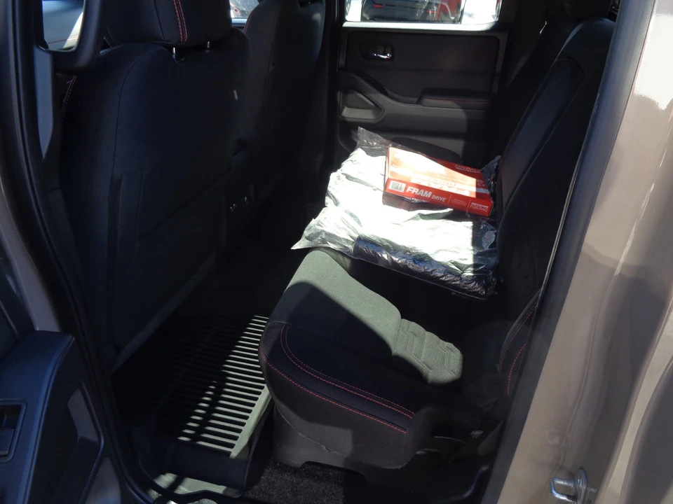 2022 Nissan Frontier 3rd Gen - Image 15 of 21