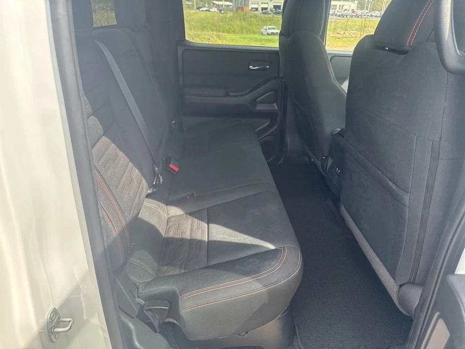 2022 Nissan Frontier 3rd Gen - Image 15 of 21